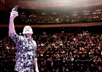 Odin Dupeyron regresa a Morelia con “A Vivir” y “Recalculando”